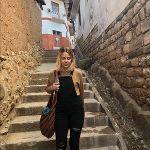 Meet your Posher, Allison